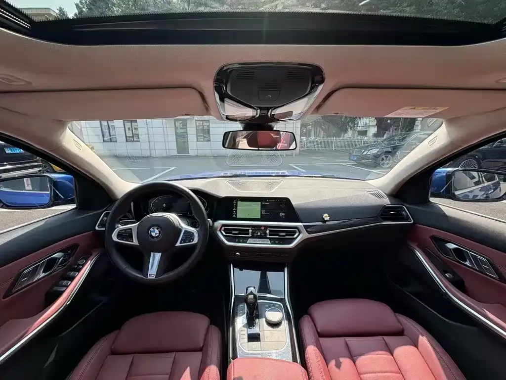 BMW 3 Series 2021 из CN, фото 9