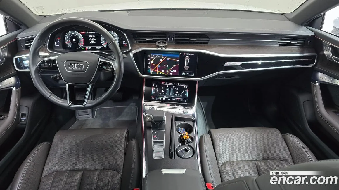 Audi A7 — фото 9