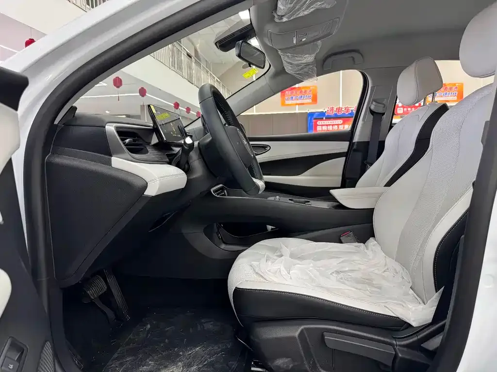 BYD Seal 05 DM-i 2026 из CN, фото 3