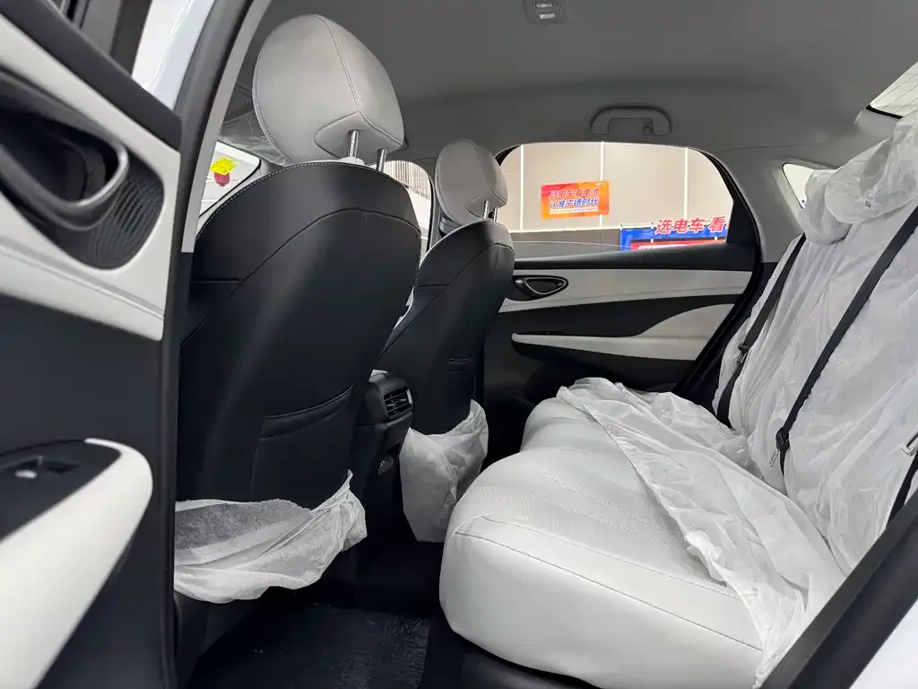 BYD Seal 05 DM-i 2026 из CN, фото 7