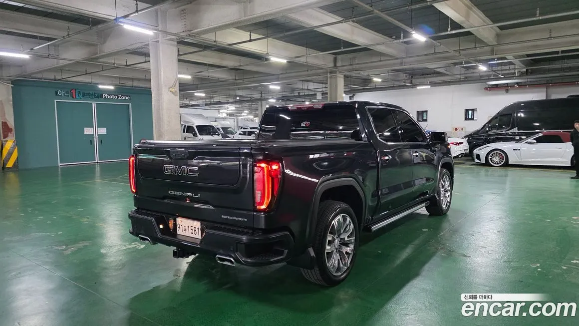 GMC Sierra 2023 из KR, фото 8