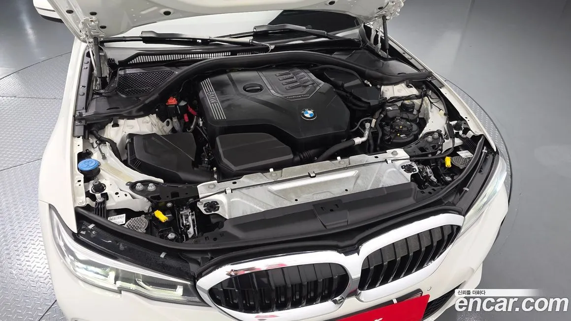 BMW 3-Series 2021 из KR, фото 9