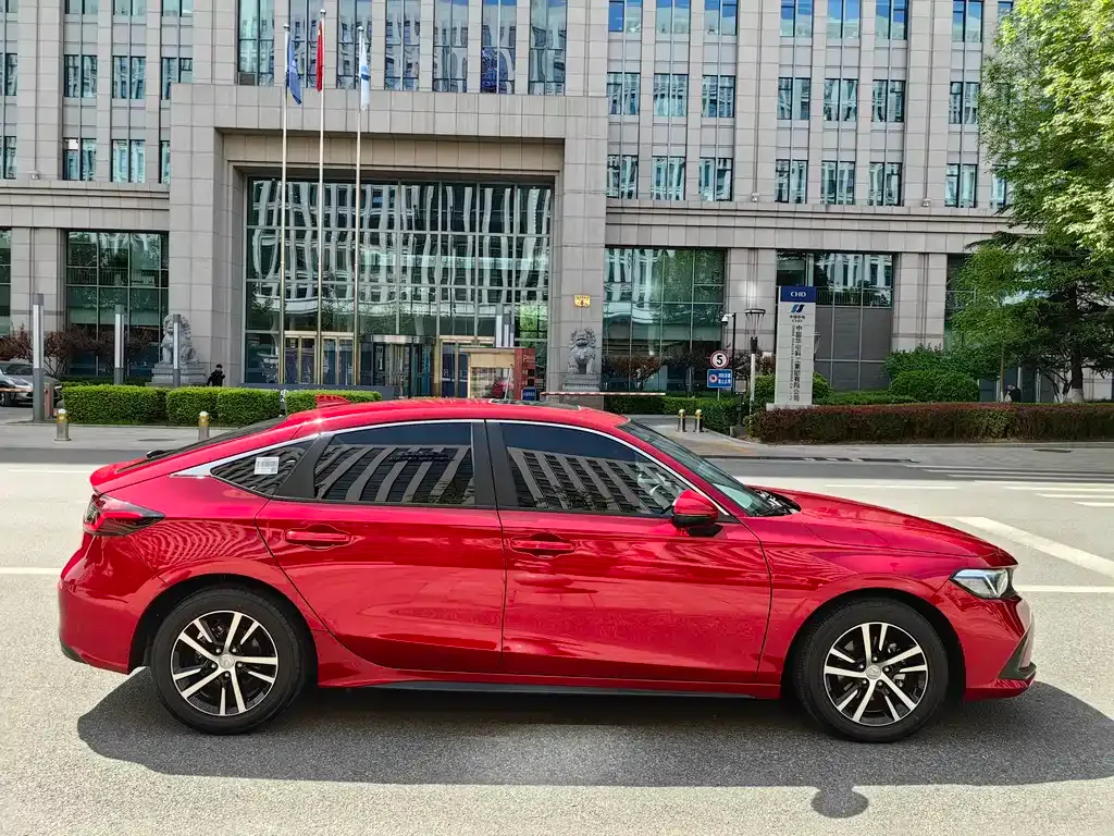 Honda Civic — фото 8