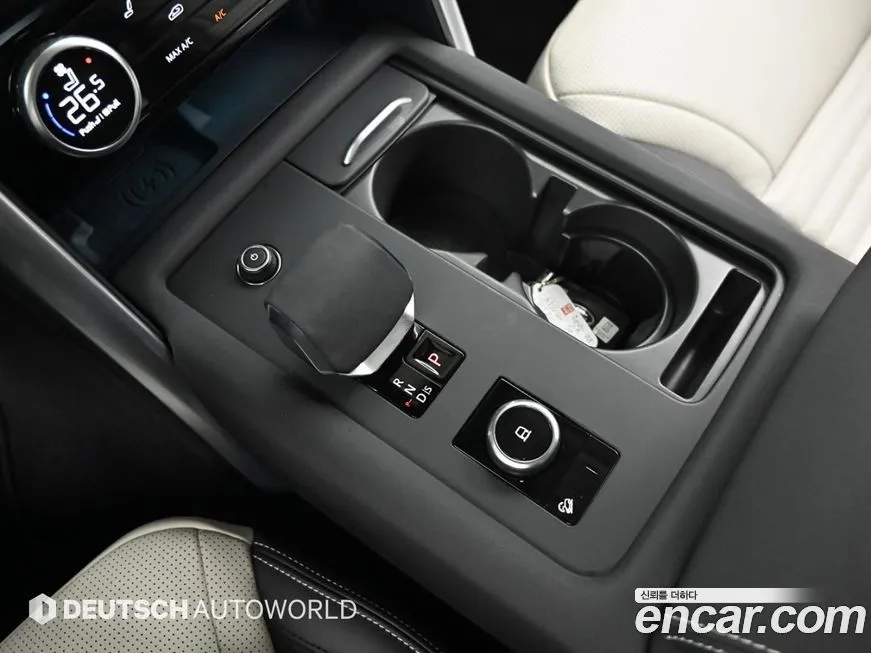 Land Rover Discovery 2025 из KR, фото 8