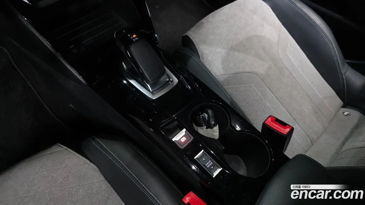 Peugeot 208 2021 из KR, фото 8