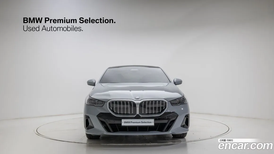BMW 5-Series 2024 из KR, фото 2