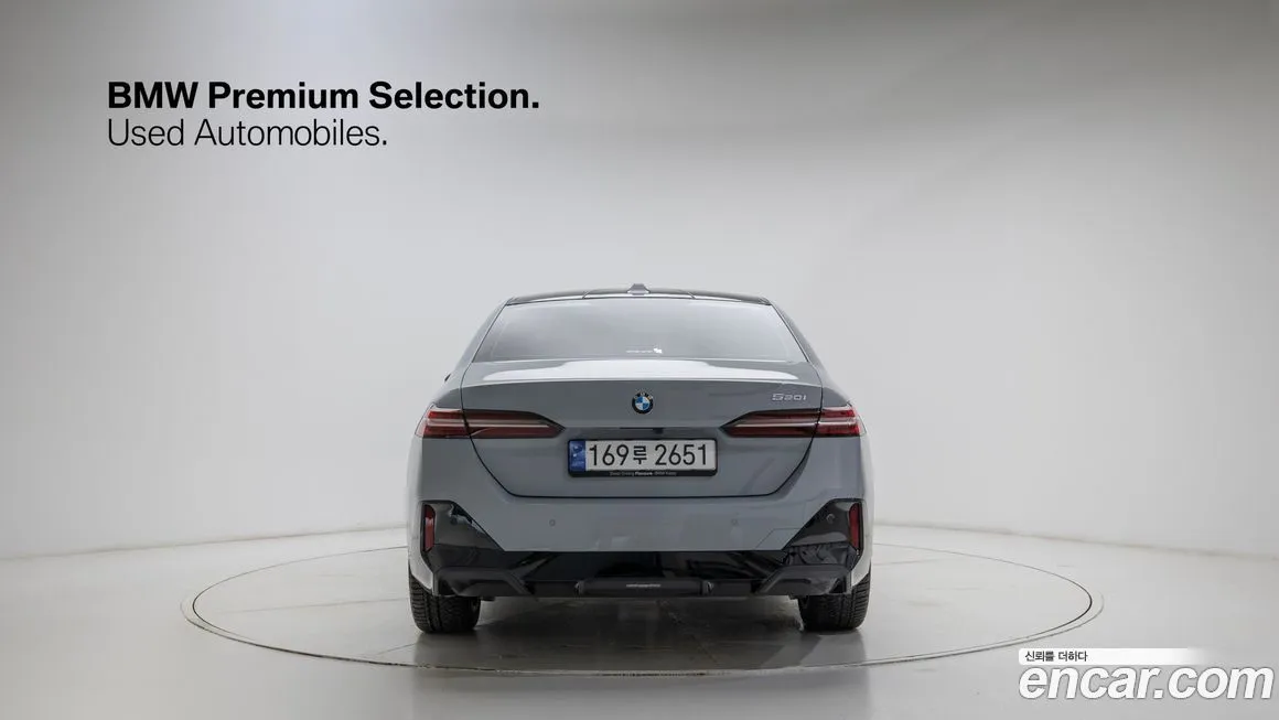 BMW 5-Series 2024 из KR, фото 8