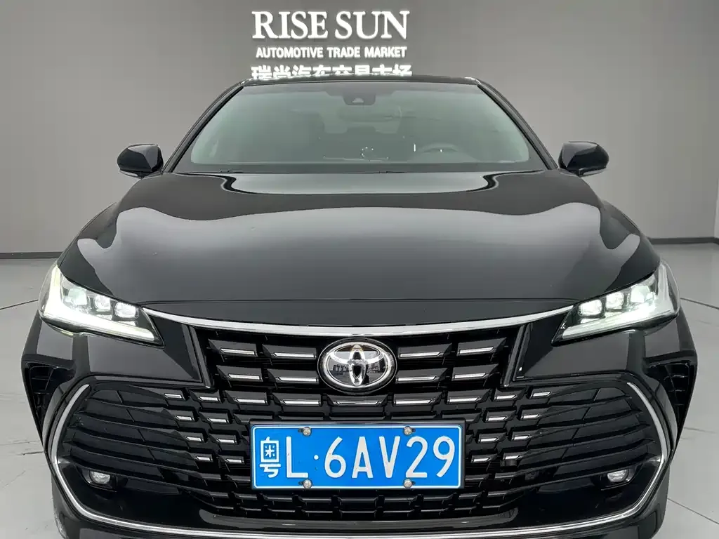 Toyota Avalon 2024 из CN, фото 5