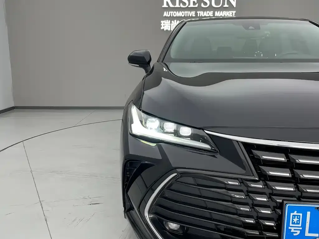 Toyota Avalon 2024 из CN, фото 10