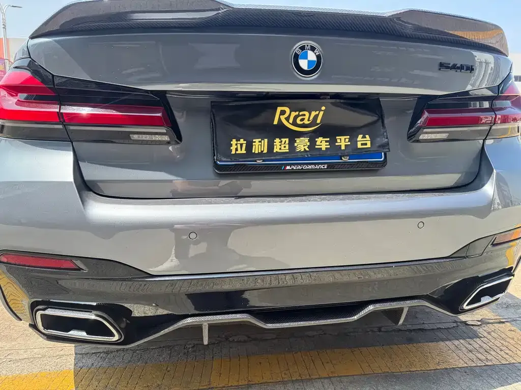 BMW 5 Series (Import) 2022 из CN, фото 3