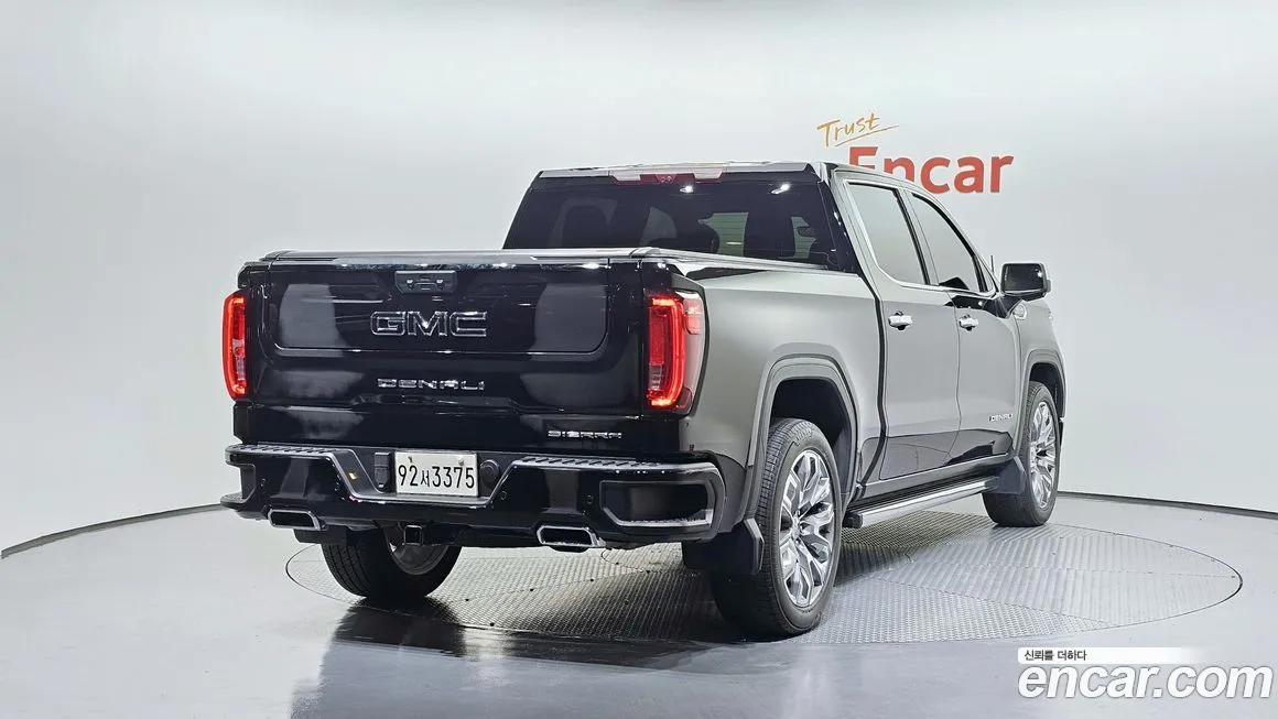 GMC Sierra 2023 из KR, фото 10