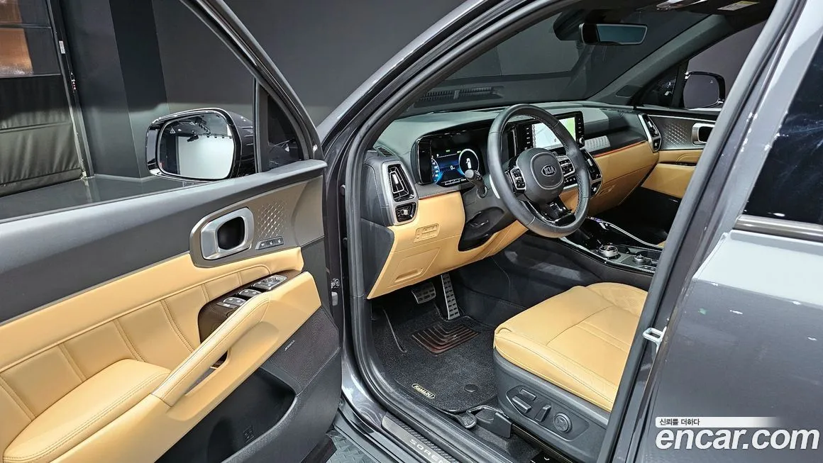 Kia Sorento — фото 6