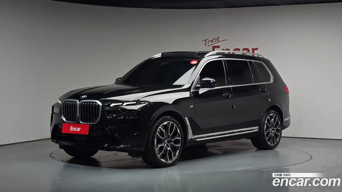 BMW X7 — фото 1