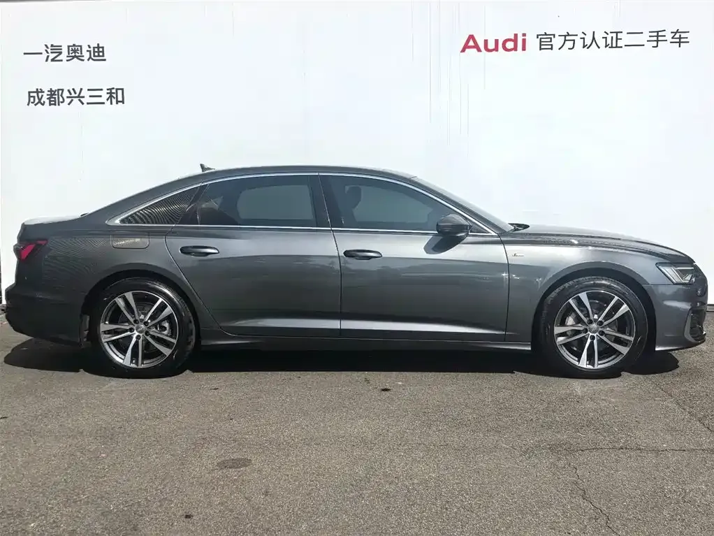 Audi A6L — фото 4