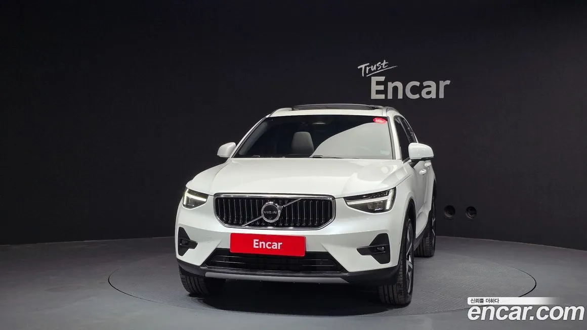 Volvo XC40 2025 из KR, фото 2