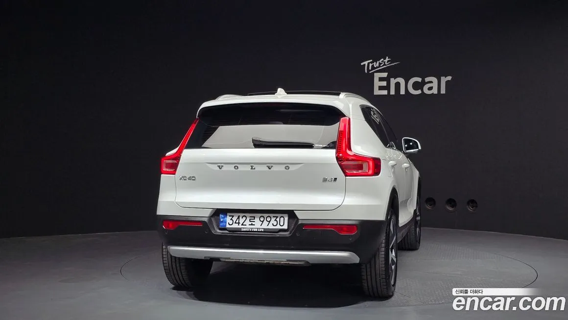 Volvo XC40 2025 из KR, фото 4