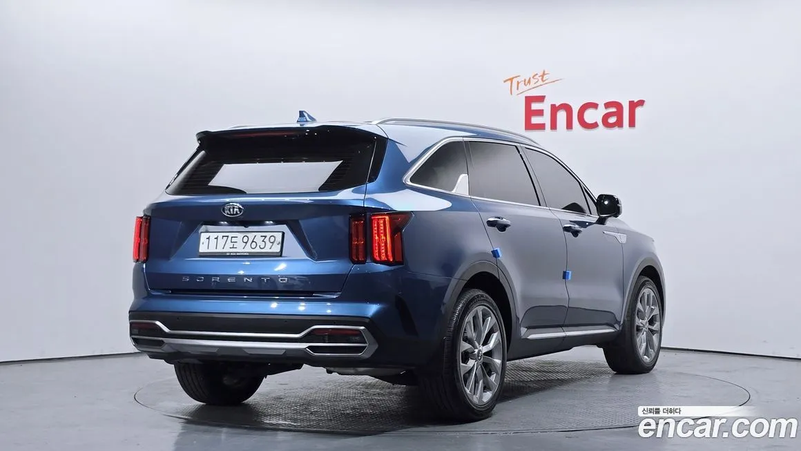 Kia Sorento — фото 7