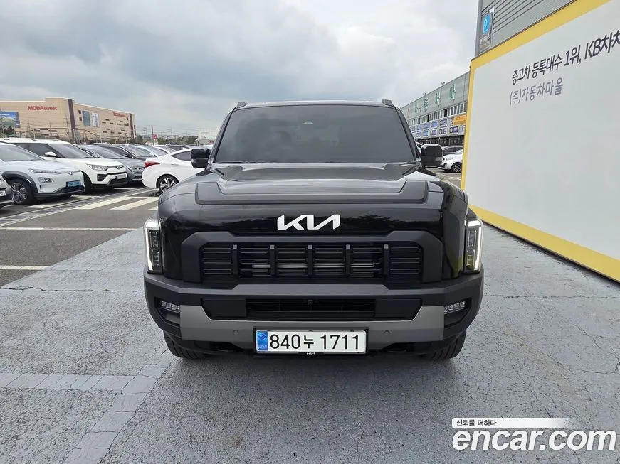 Kia Tasman