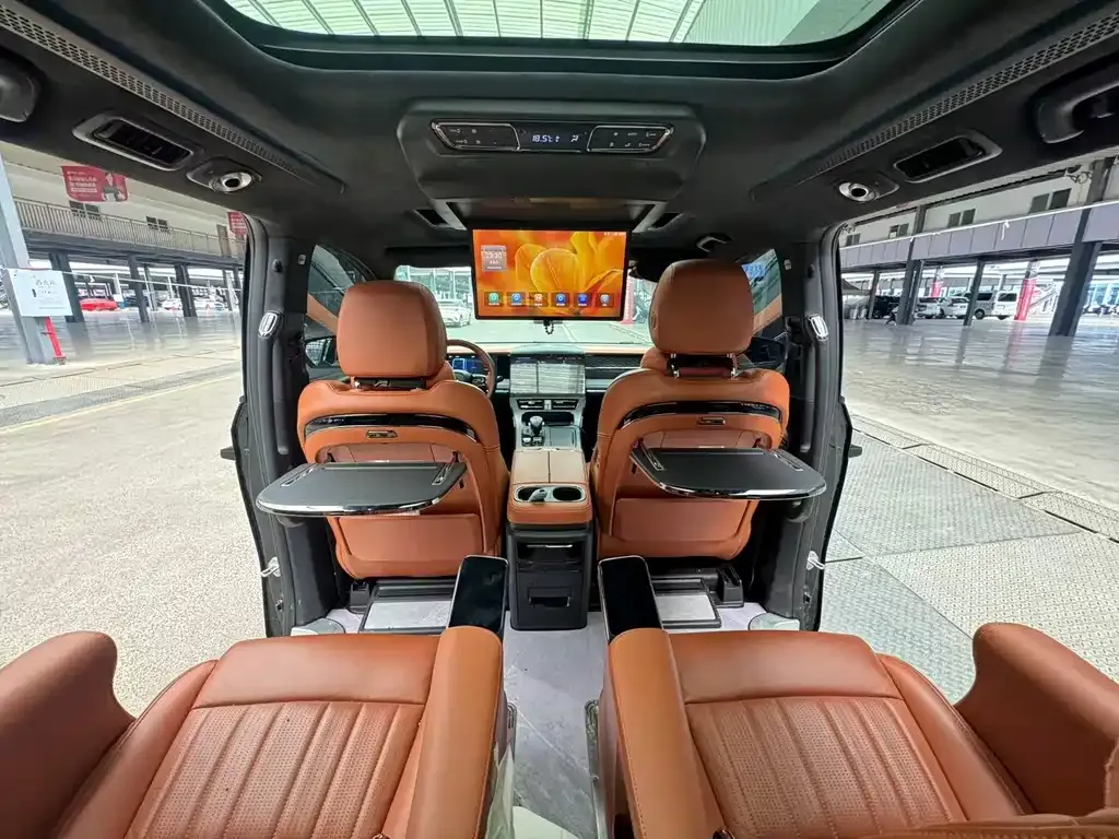 GAC Motor Trumpchi E9 — фото 8