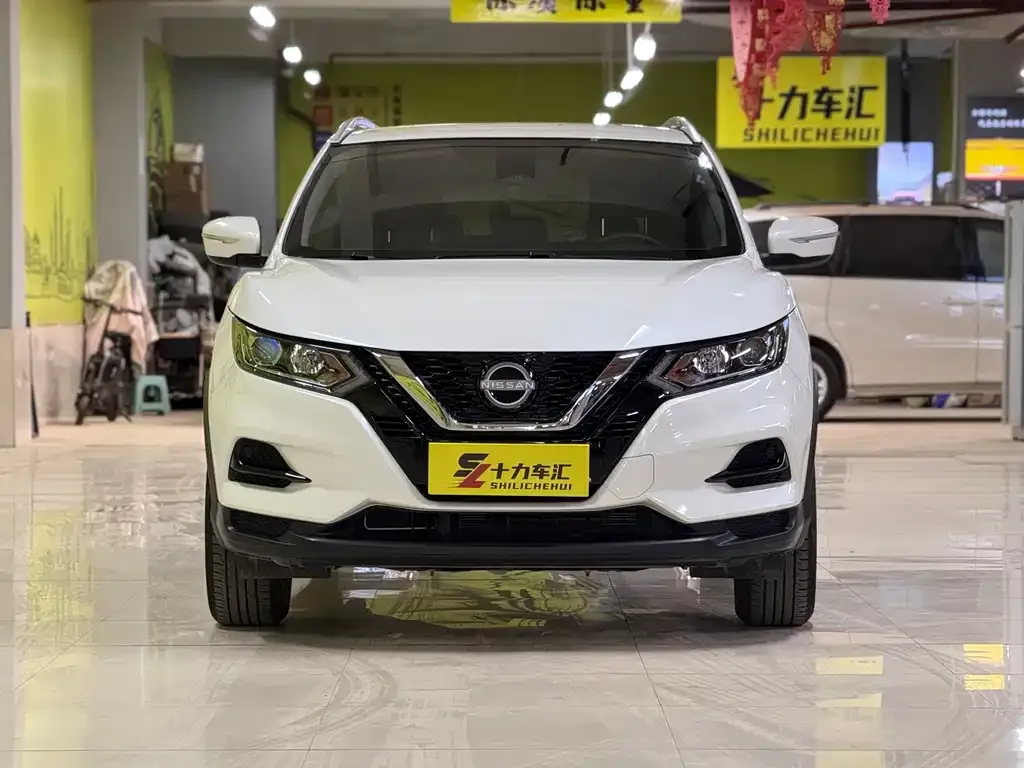 Nissan Qashqai — фото 4
