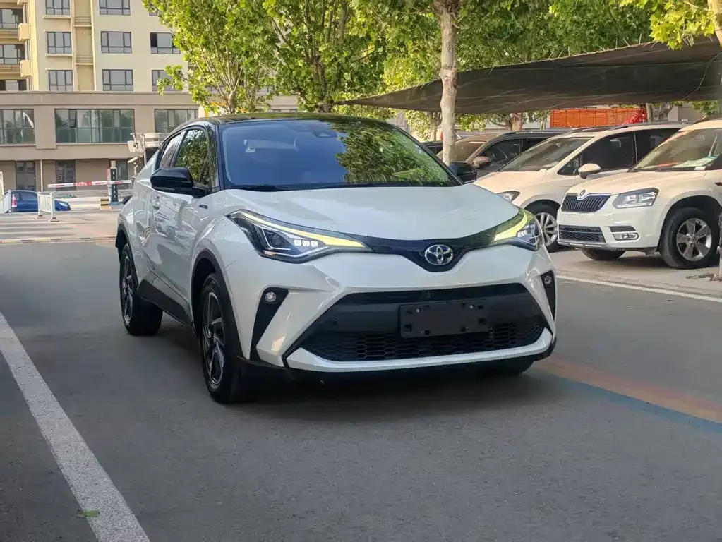 Toyota C-HR 2023 из CN, фото 10