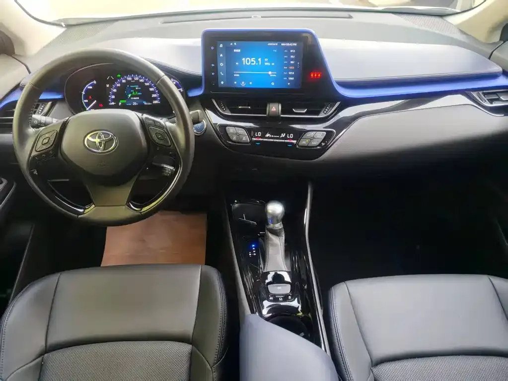 Toyota C-HR 2023 из CN, фото 9