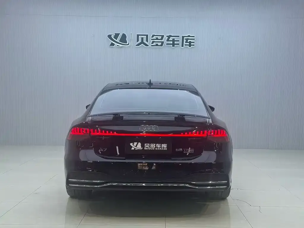 Audi A7 — фото 9