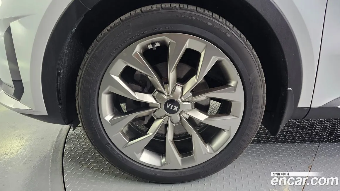 Kia Sorento — фото 7