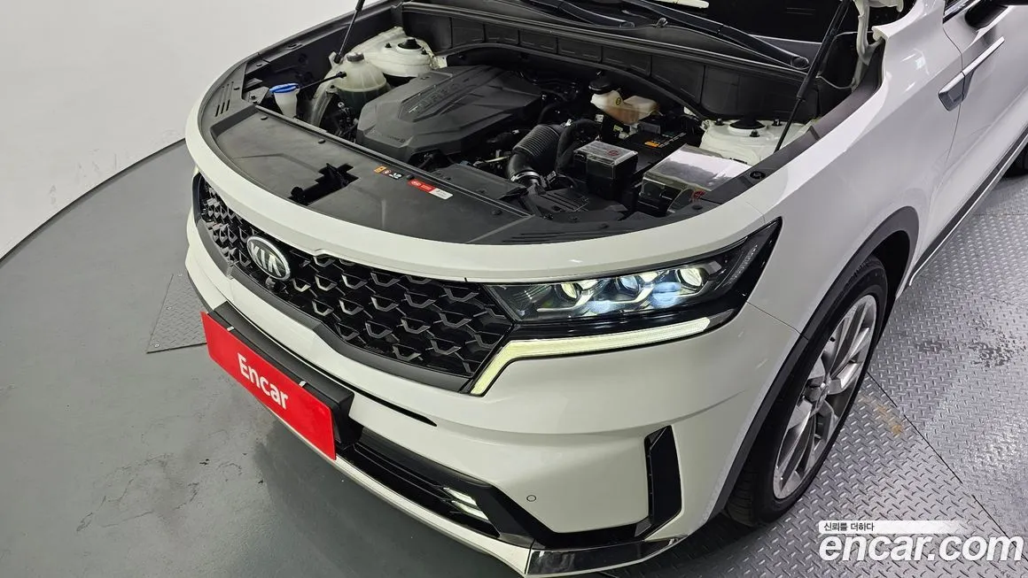 Kia Sorento — фото 10