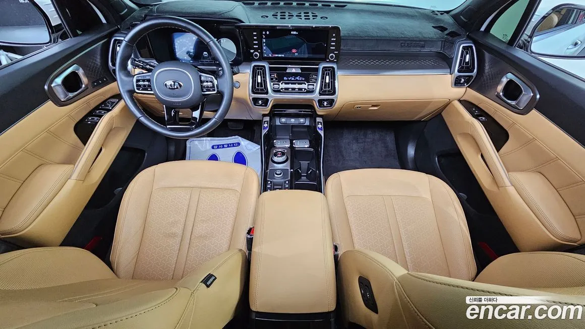 Kia Sorento — фото 8