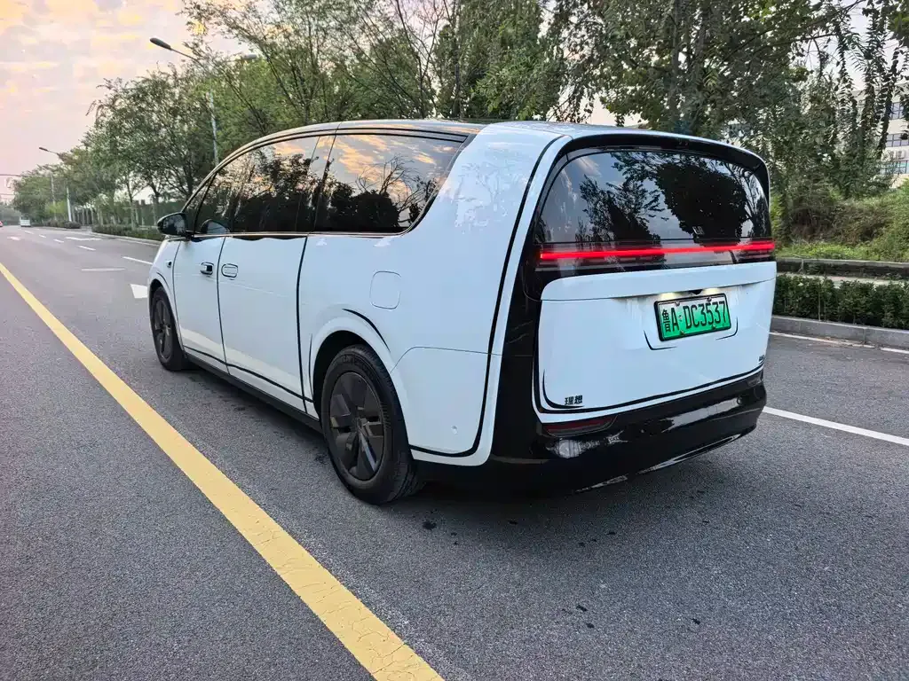 Li Auto MEGA 2025 из CN, фото 5