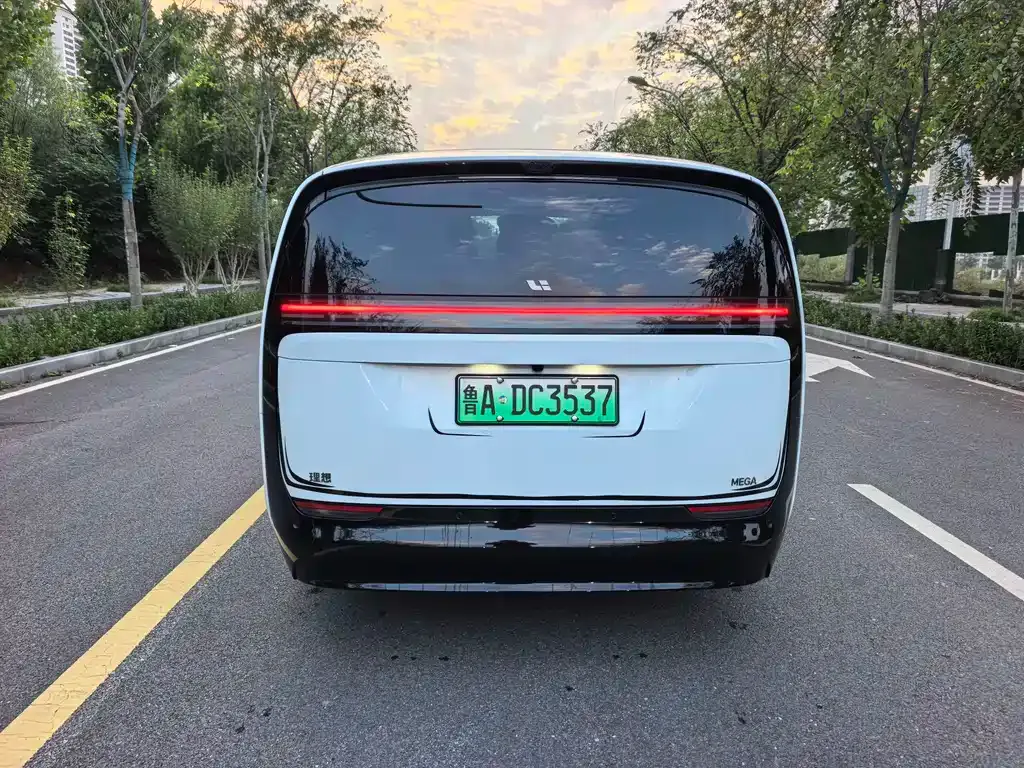 Li Auto MEGA 2025 из CN, фото 6