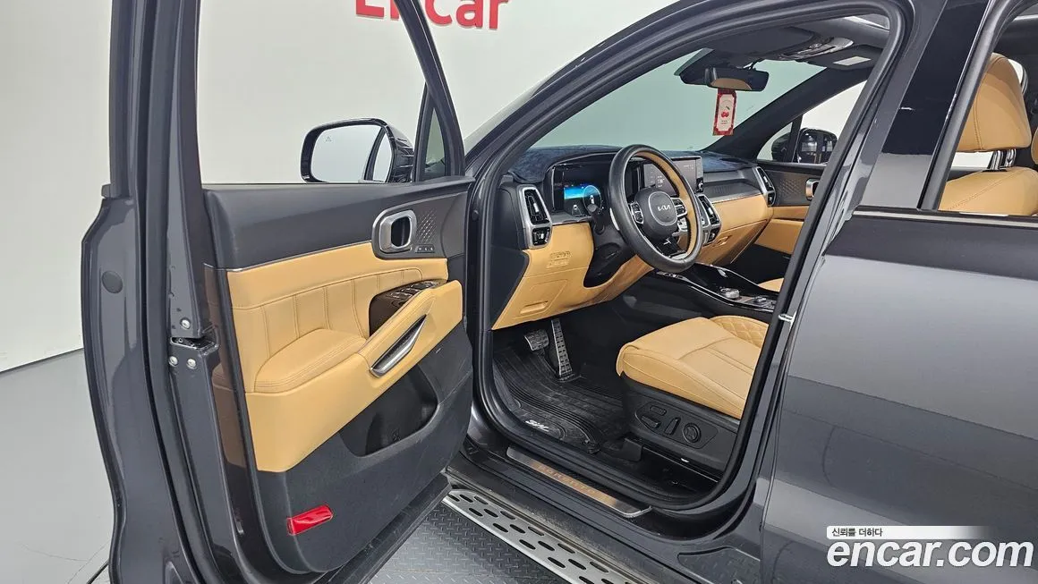 Kia Sorento — фото 8