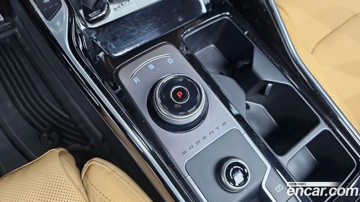 Kia Sorento — фото 7