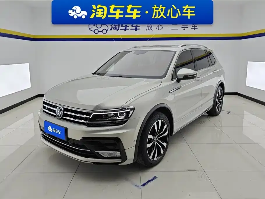 Volkswagen Tiguan L — фото 1