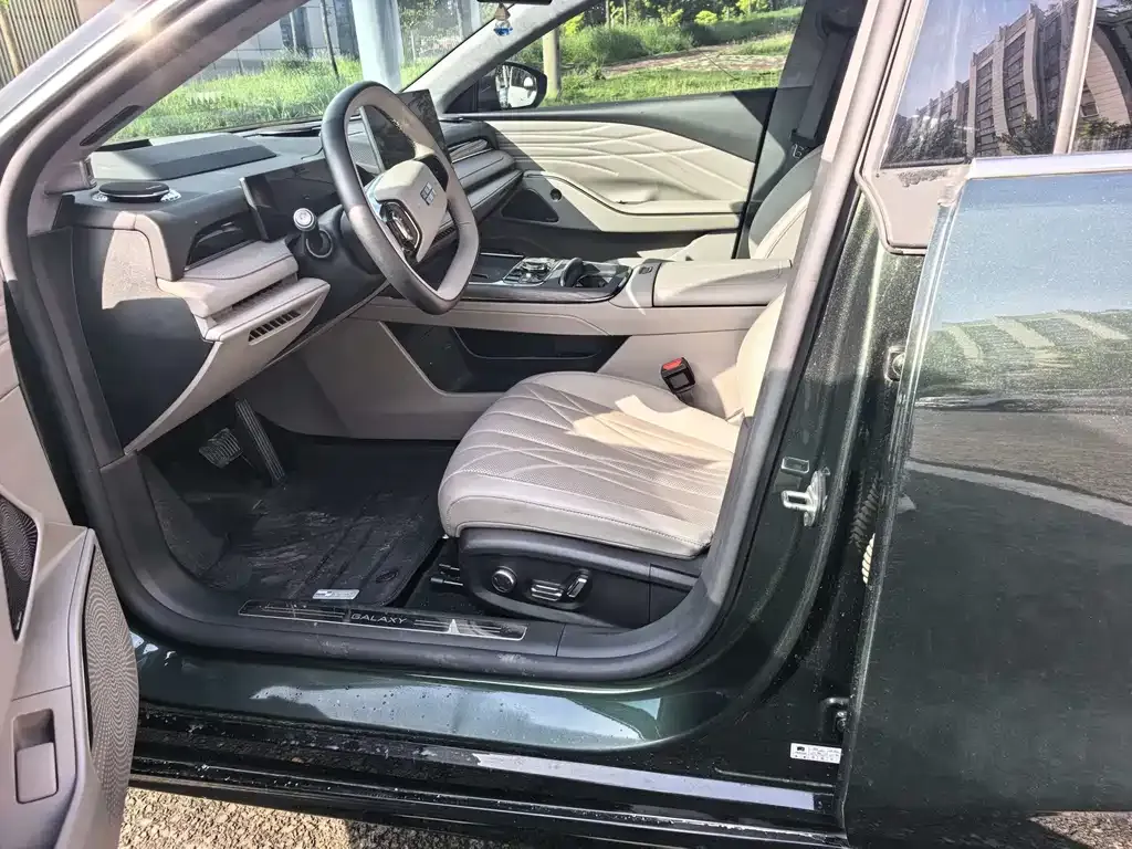 Geely Galaxy Xingyao 8 2025 из CN, фото 8