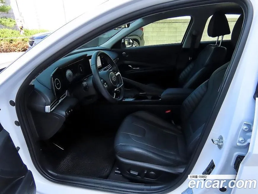 Hyundai AVANTE 2023 из KR, фото 5