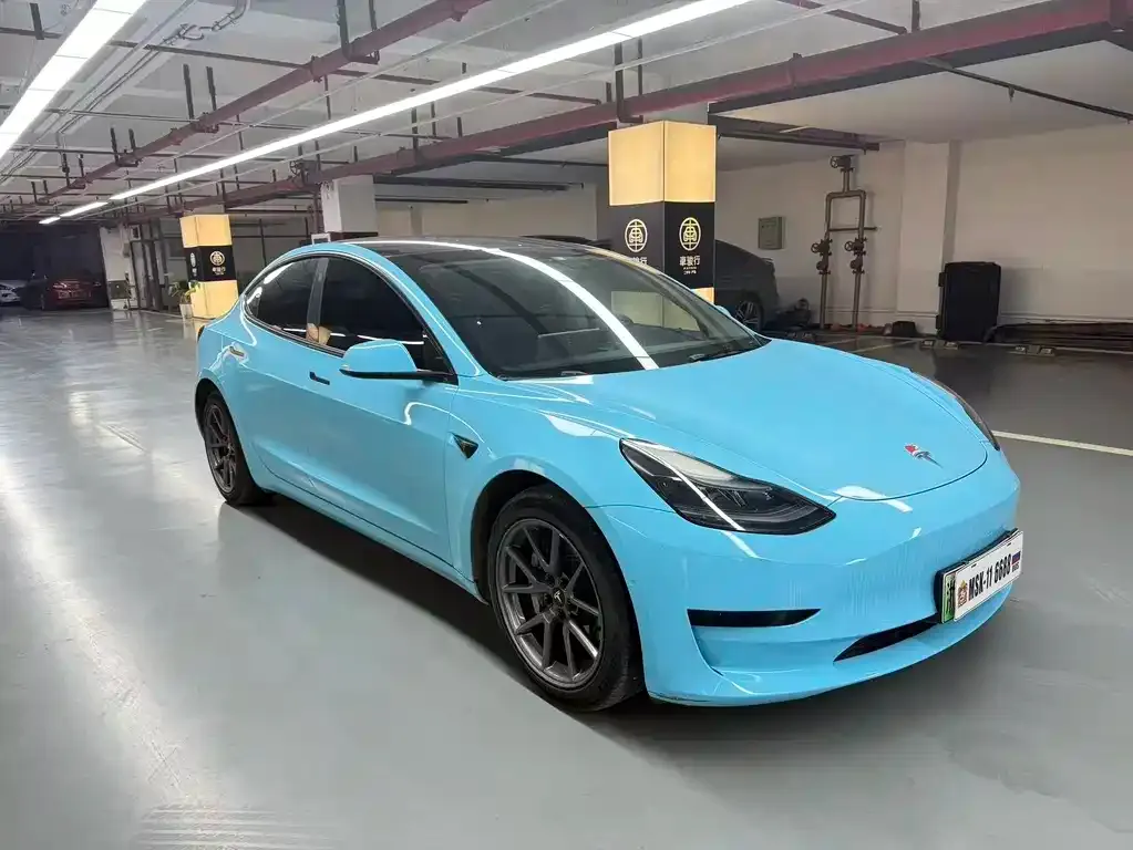 Tesla Model 3 — фото 5