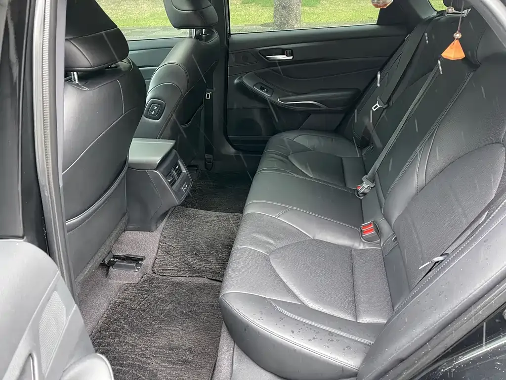 Toyota Avalon 2024 из CN, фото 2