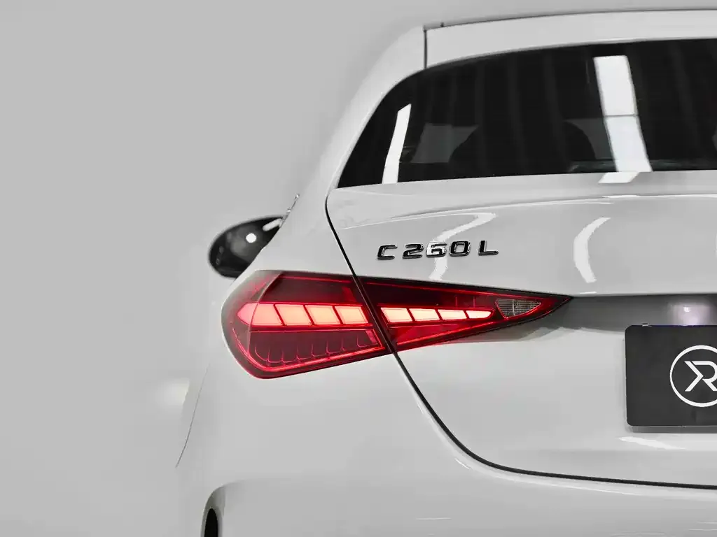 Mercedes-Benz C-Class — фото 2
