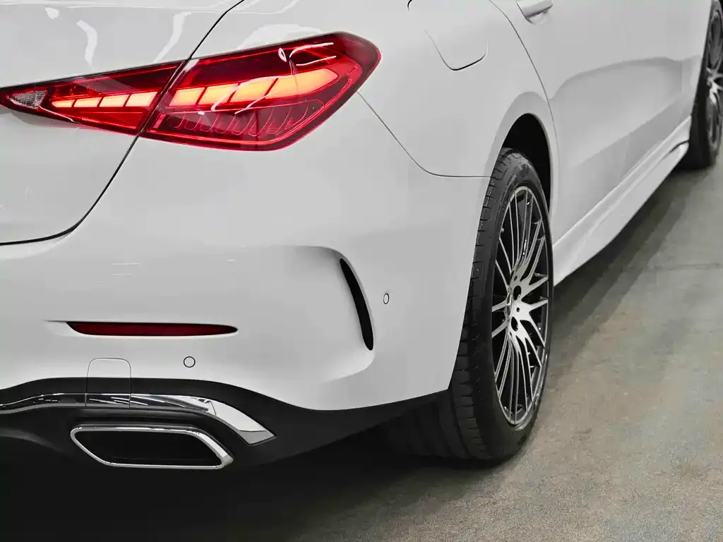 Mercedes-Benz C-Class — фото 9