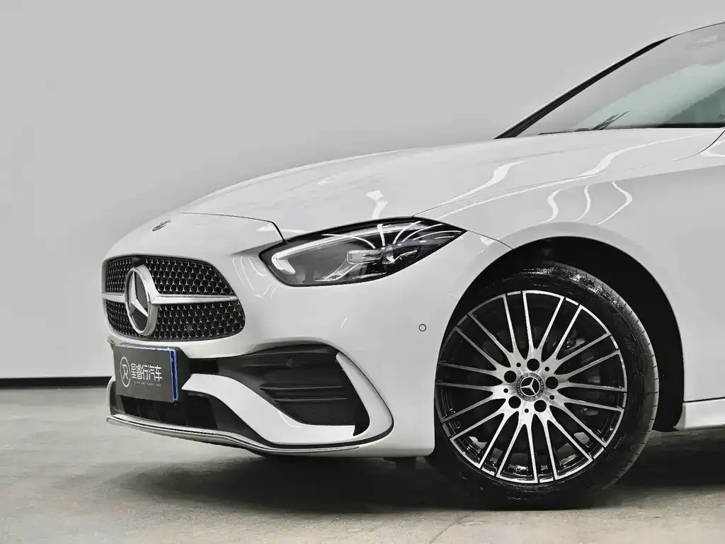 Mercedes-Benz C-Class — фото 10
