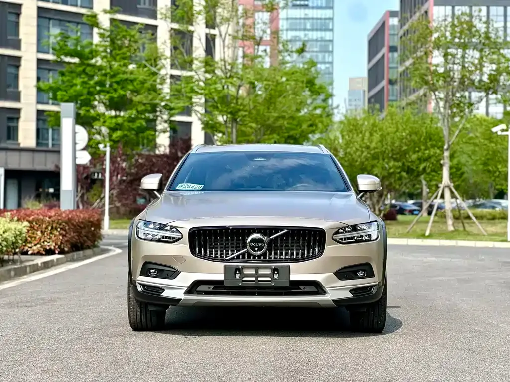 Volvo V90 2025 из CN, фото 10