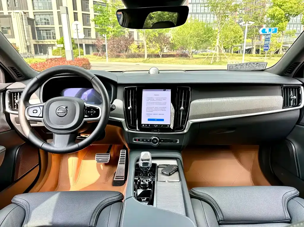 Volvo V90 2025 из CN, фото 5