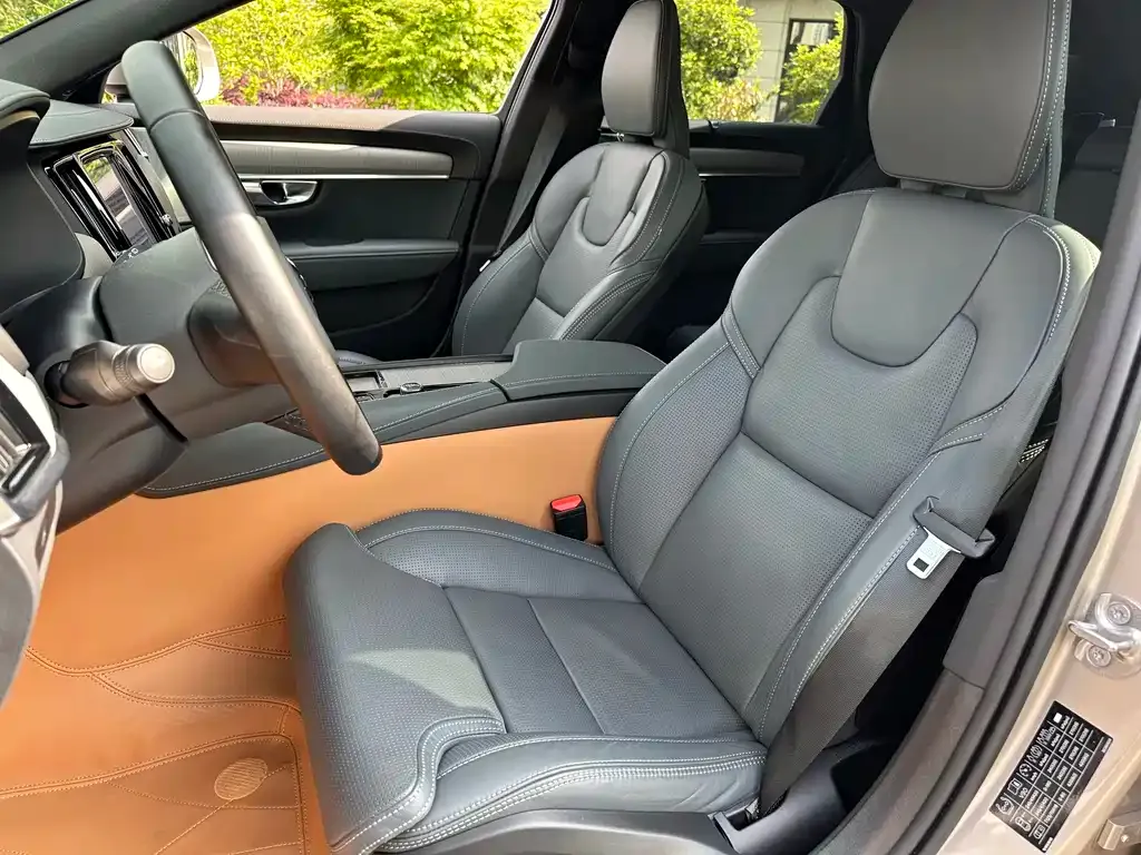 Volvo V90 2025 из CN, фото 4
