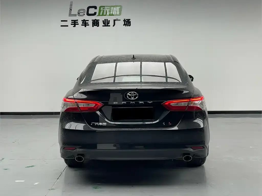 Toyota Camry 2023 из CN, фото 4