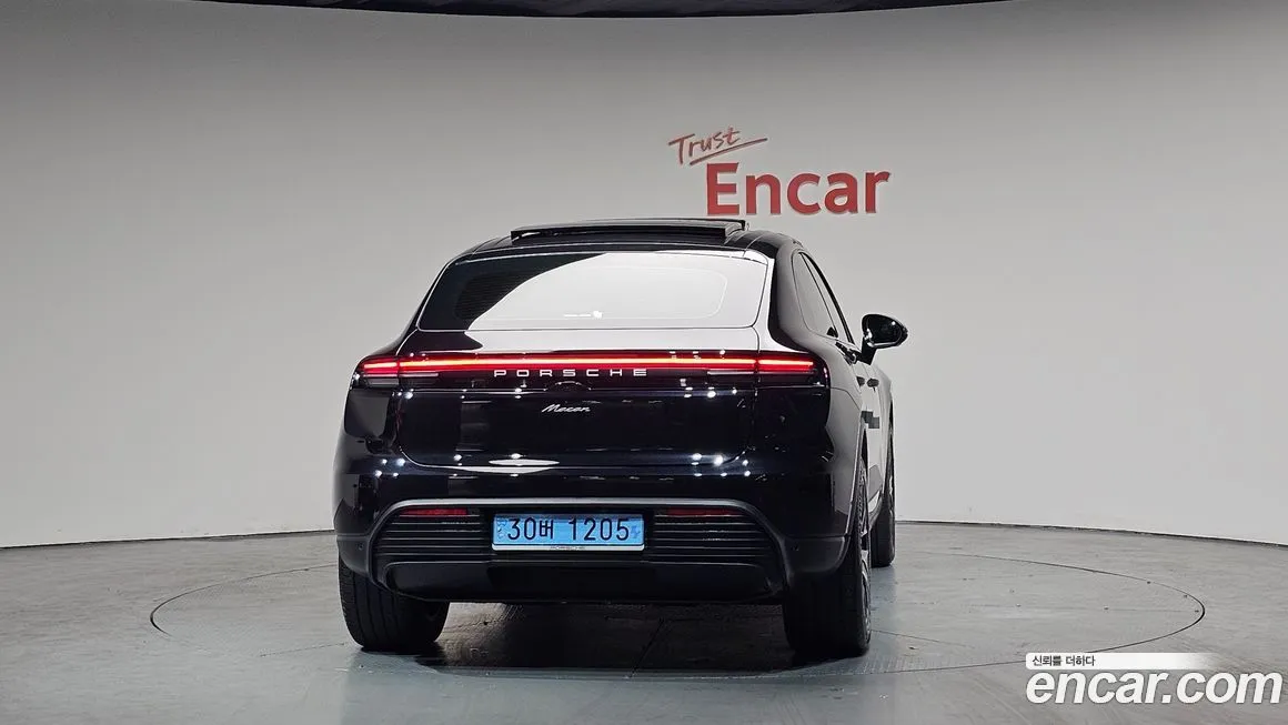 Porsche Macan 2025 из KR, фото 2