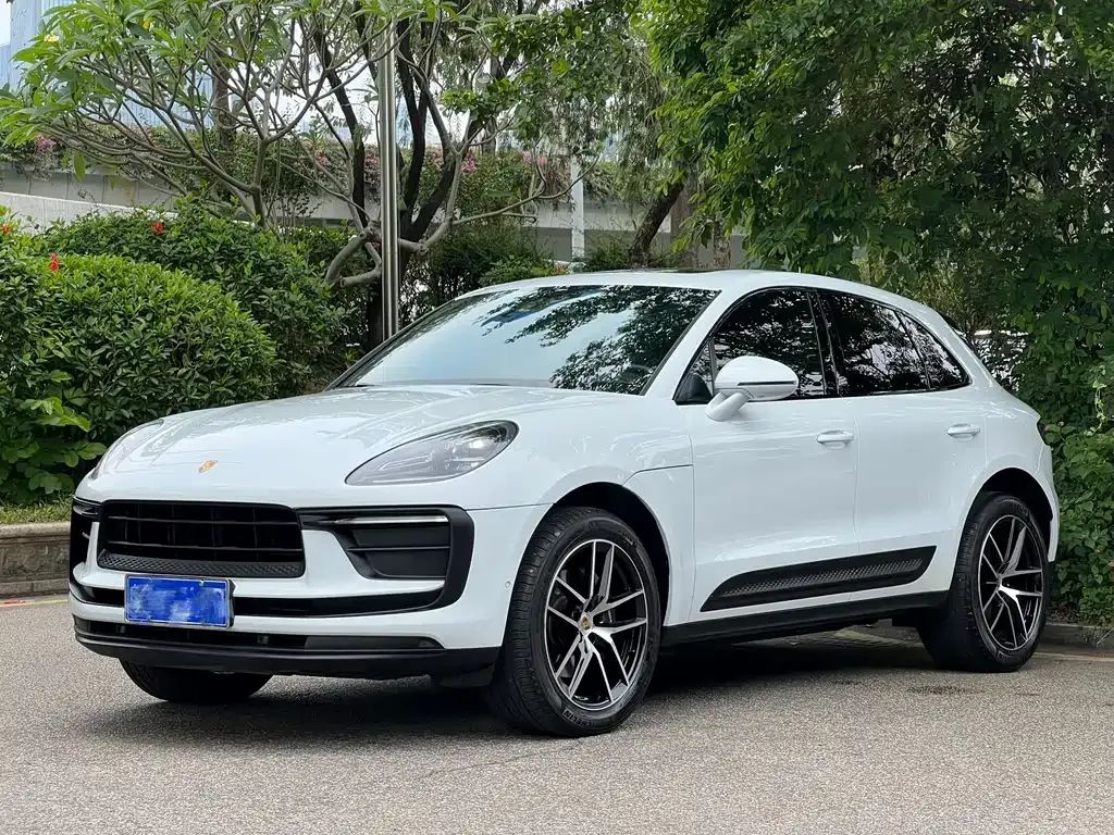 Porsche Macan — фото 1