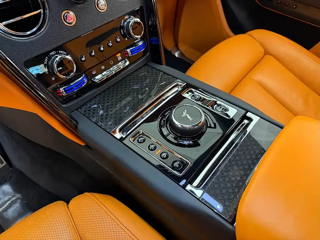 Rolls-Royce Cullinan 2022 из CN, фото 7