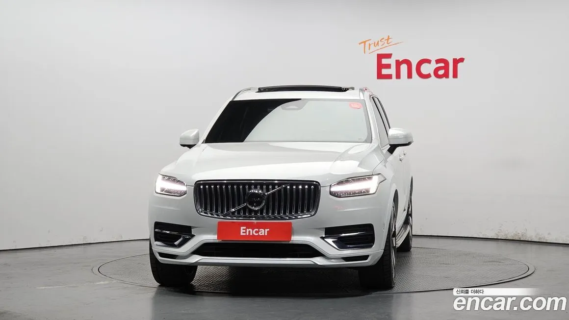Volvo XC90 — фото 3